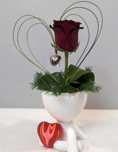 Figura stilizzata romantica