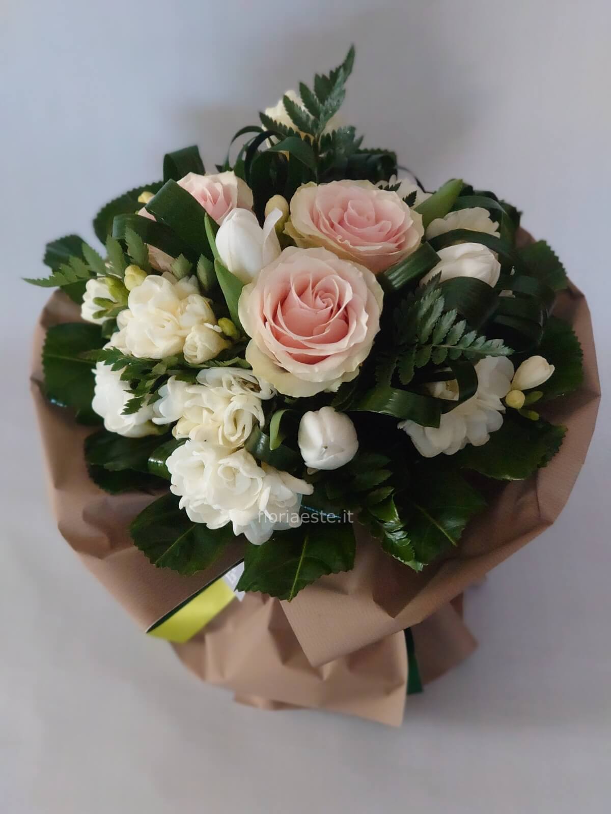 Bouquet di fiori freschi di stagione » Fiori a Este, Ospedaletto Euganeo,  Monselice. Invio fiori e piante a domicilio da fiorista di Este.